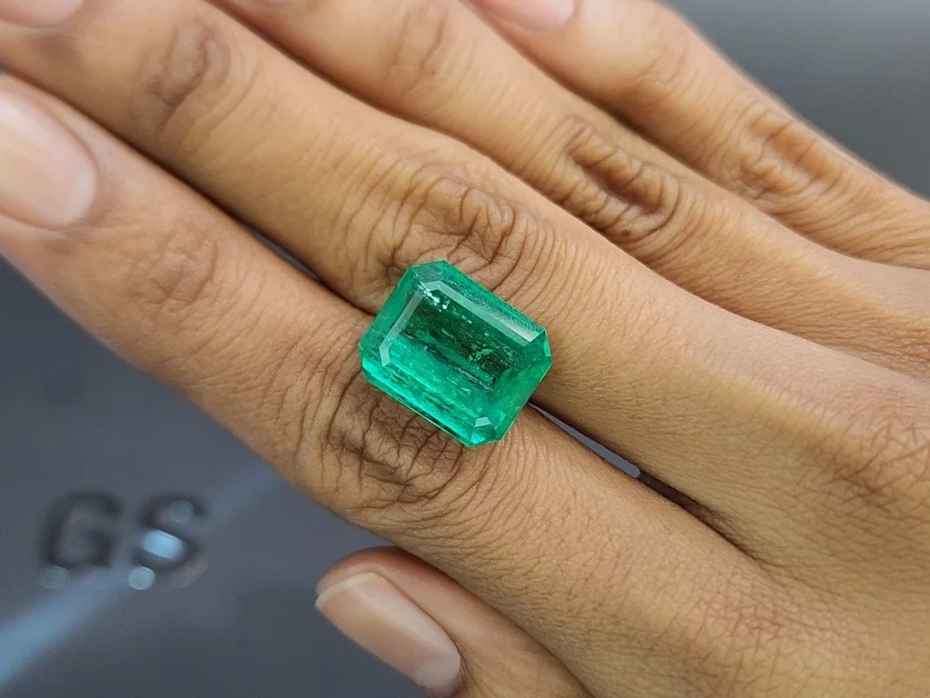 Emerald octagon cut 11.11 carats, Colombia Image №2