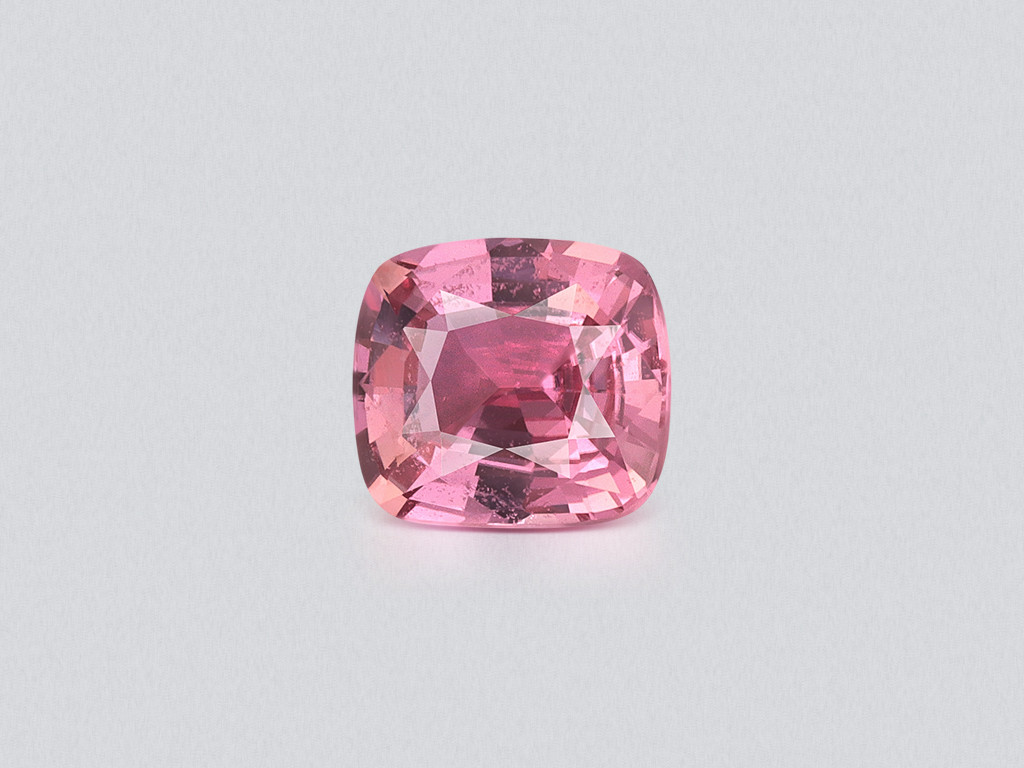 Saphir rose taille coussin de 1,61 carat, Sri Lanka Image №1