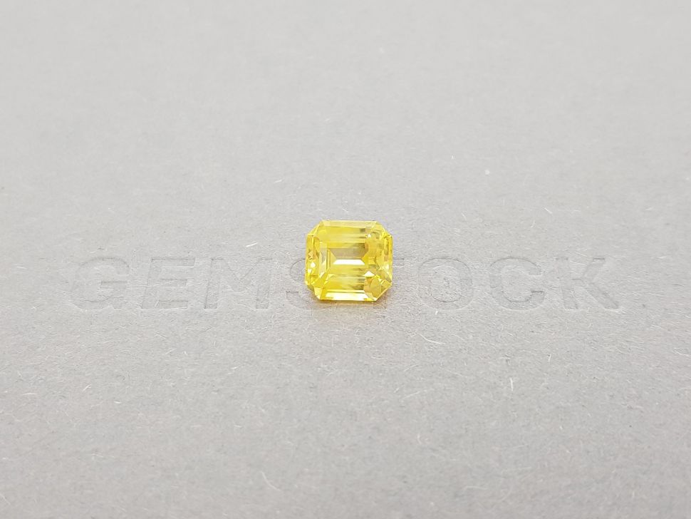 Octagon golden yellow sapphire 3.11 ct, Sri Lanka Image №1