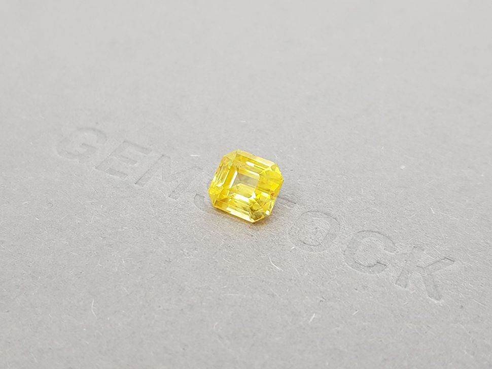 Octagon golden yellow sapphire 3.11 ct, Sri Lanka Image №3