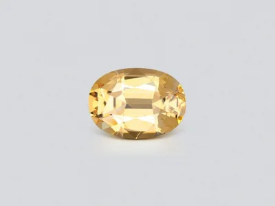 Saphir jaune taille ovale 2,25 carats, Madagascar photo