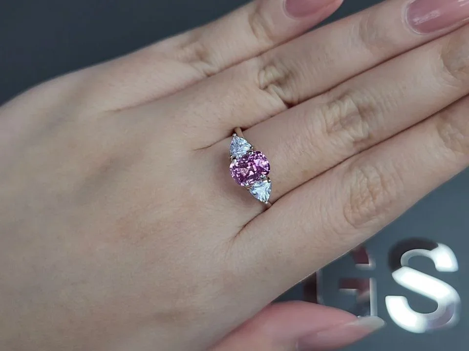 Saphir rose taille coussin non chauffé 2,14 carats, Sri Lanka Image №5