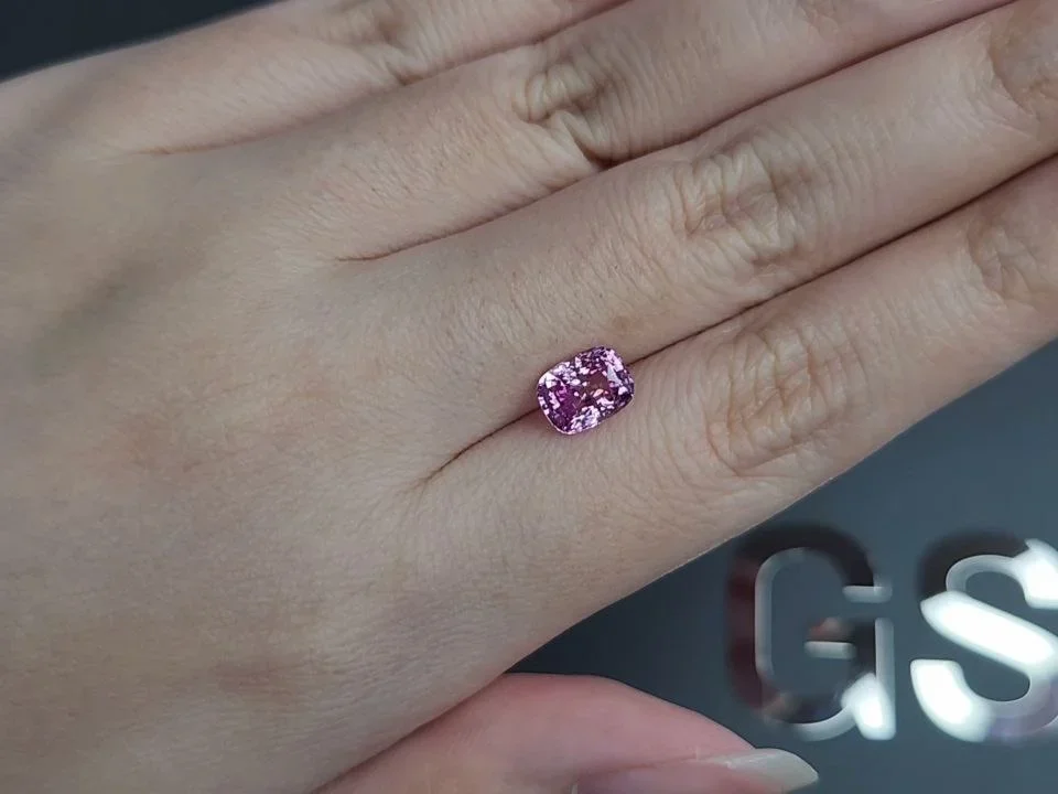 Saphir rose taille coussin non chauffé 2,14 carats, Sri Lanka Image №2