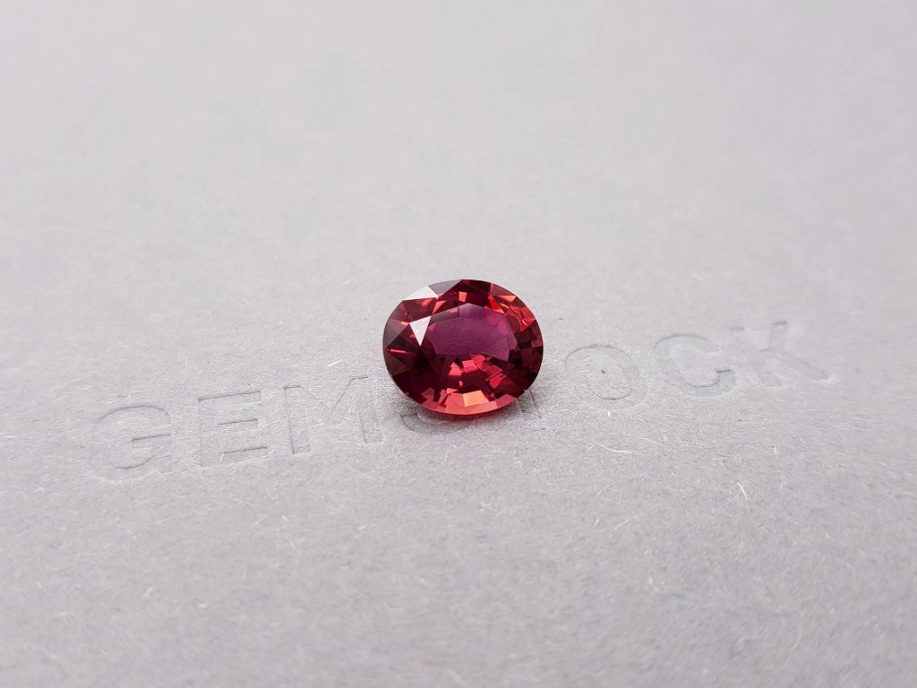 Pinkish red oval cut rubellite 3.26 ct Image №2
