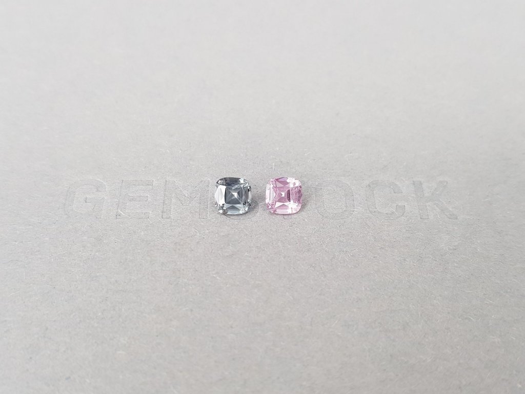 Pair of pink and steel spinel in cushion cut 0.99 ct Image №1