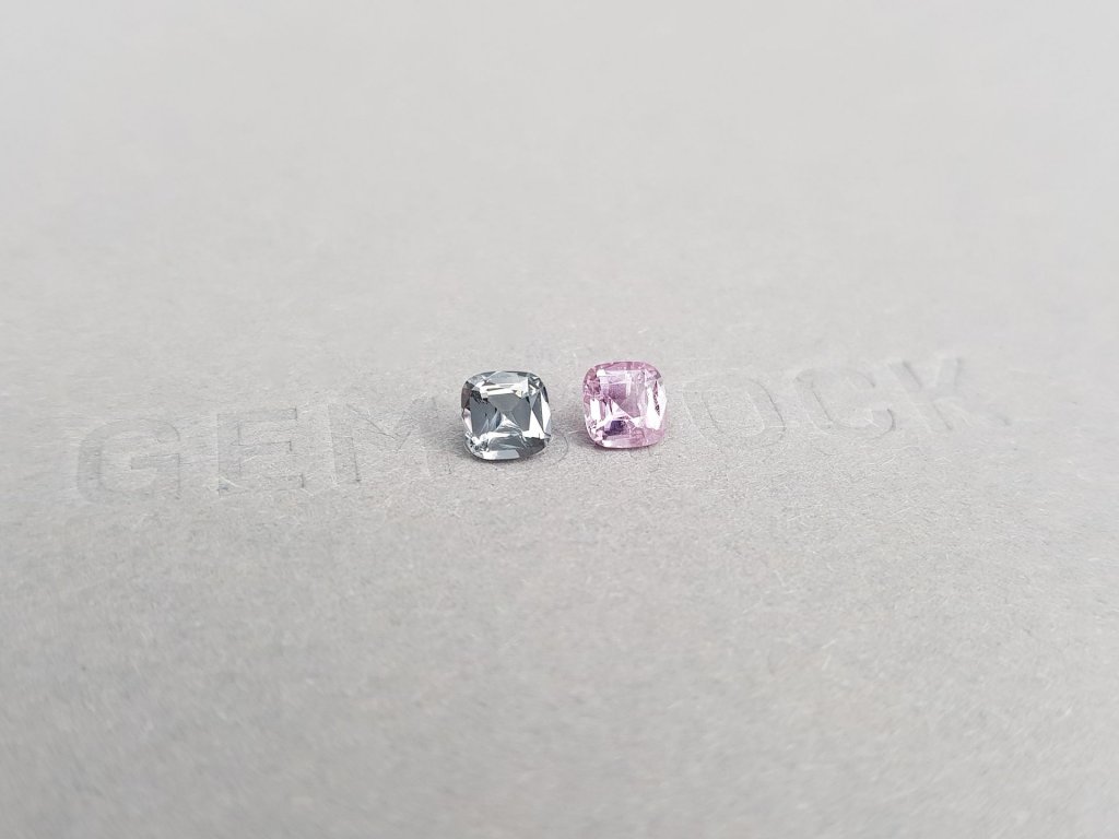 Pair of pink and steel spinel in cushion cut 0.99 ct Image №2