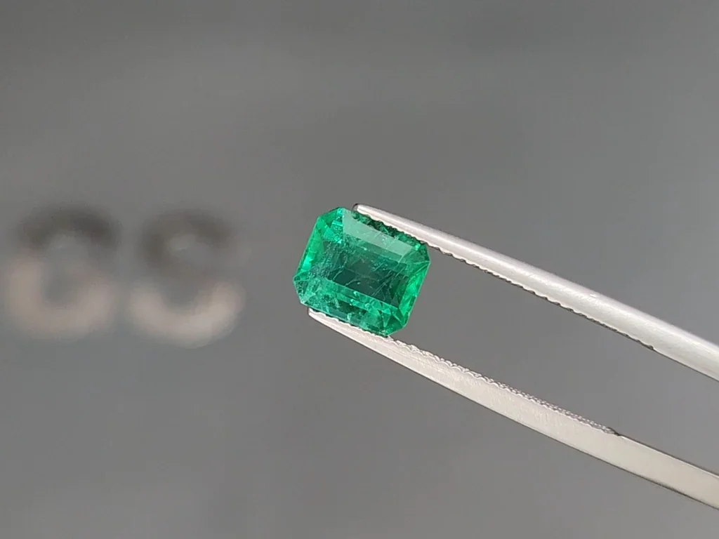 Smaragd im achteckschliff 1,72 karats, Sambia  Image №3