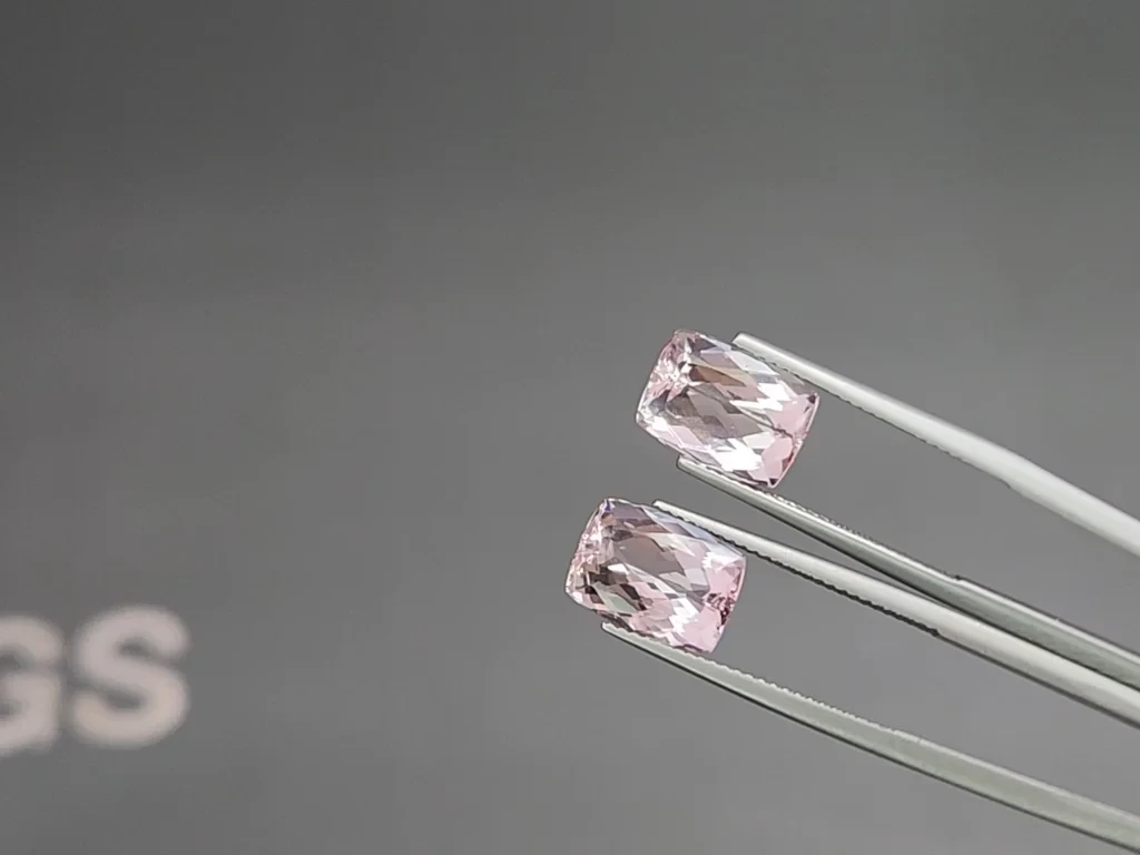 Pair of morganites cushion cut 8.47 carats, Africa Image №3