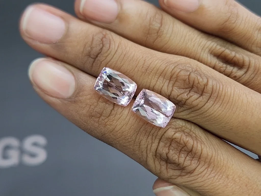 Pair of morganites cushion cut 8.47 carats, Africa Image №2
