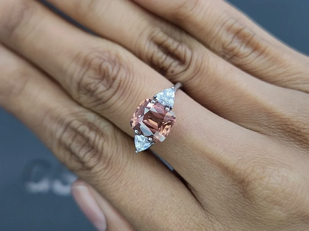 Brauner zirkon kissenförmiger 4,46 karat, Tansania Image №5