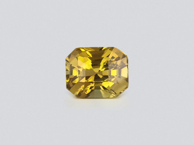 Yellow brown chrysoberyl  radiant cut 3.10 carats, Sri Lanka photo