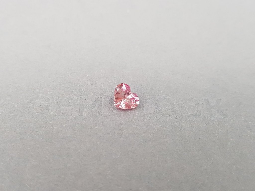 Untreated Padparadscha sapphire in heart shape 1.20 ct, Madagascar Image №1