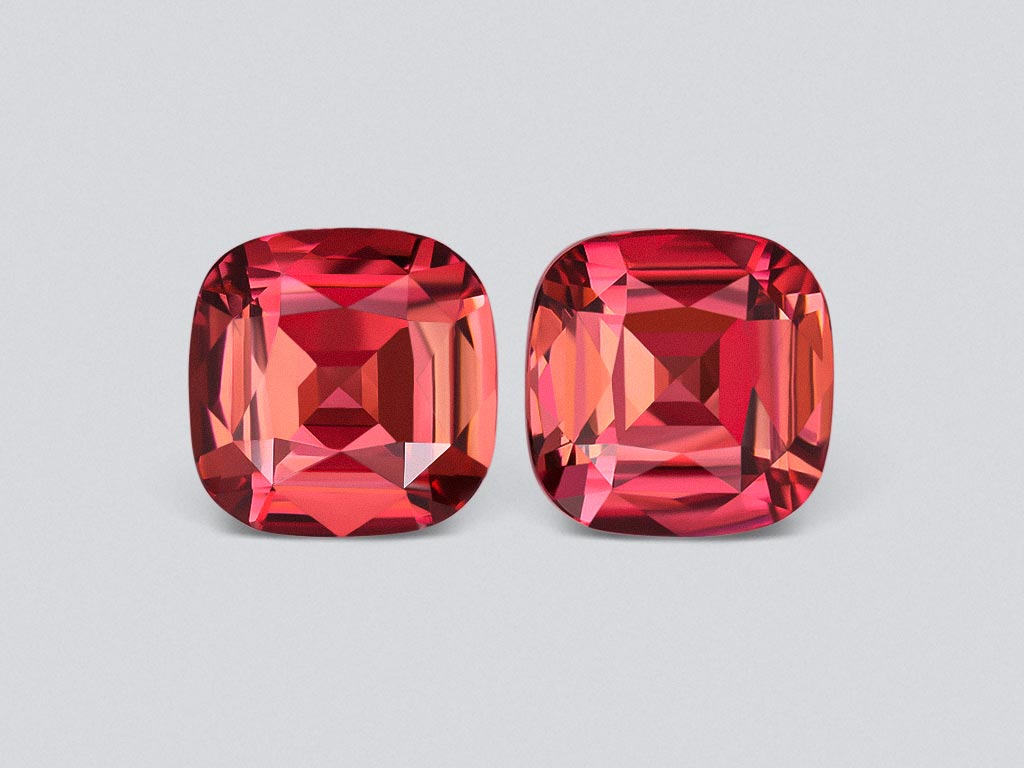 Pair of vivid red-orange rubellites in cushion cut 9.53 carats, Africa  Image №1