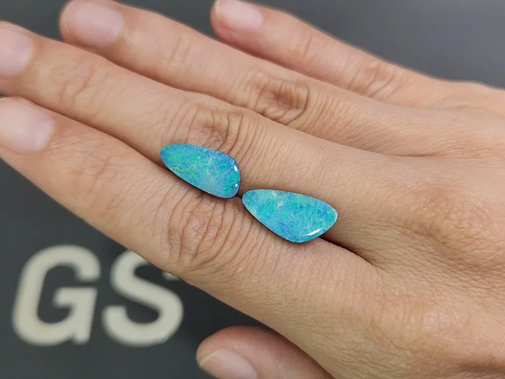 Pair of opals doublet cabochon cut 5.67carats, Australia Image №2