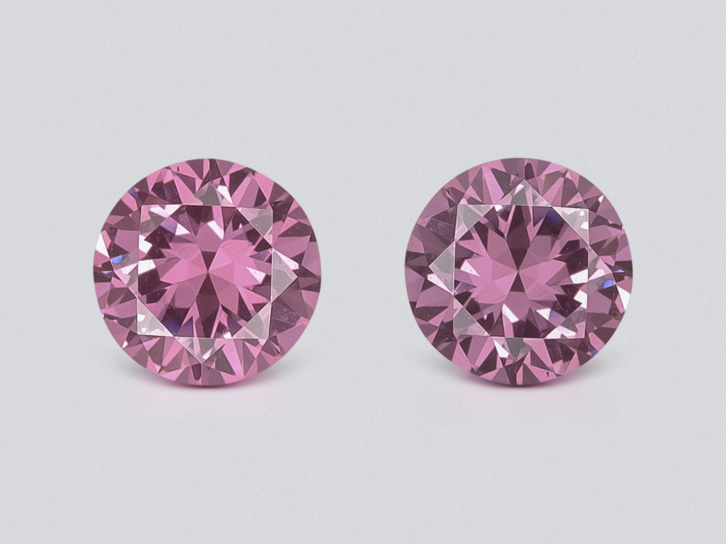 Paire de grenats rhodolites, taille ronde, 0,95 carat, Madagascar Image №1