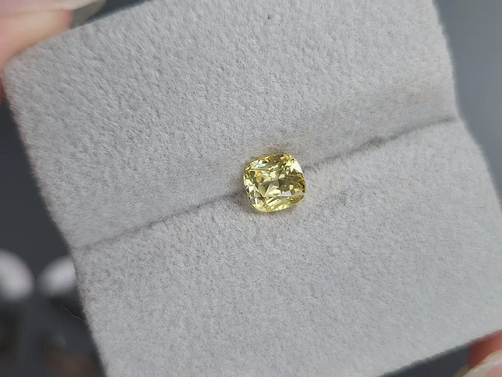 Zafiro amarillo pastel de talla cojín sin calentar de 1,12 ct, Sri Lanka Image №4