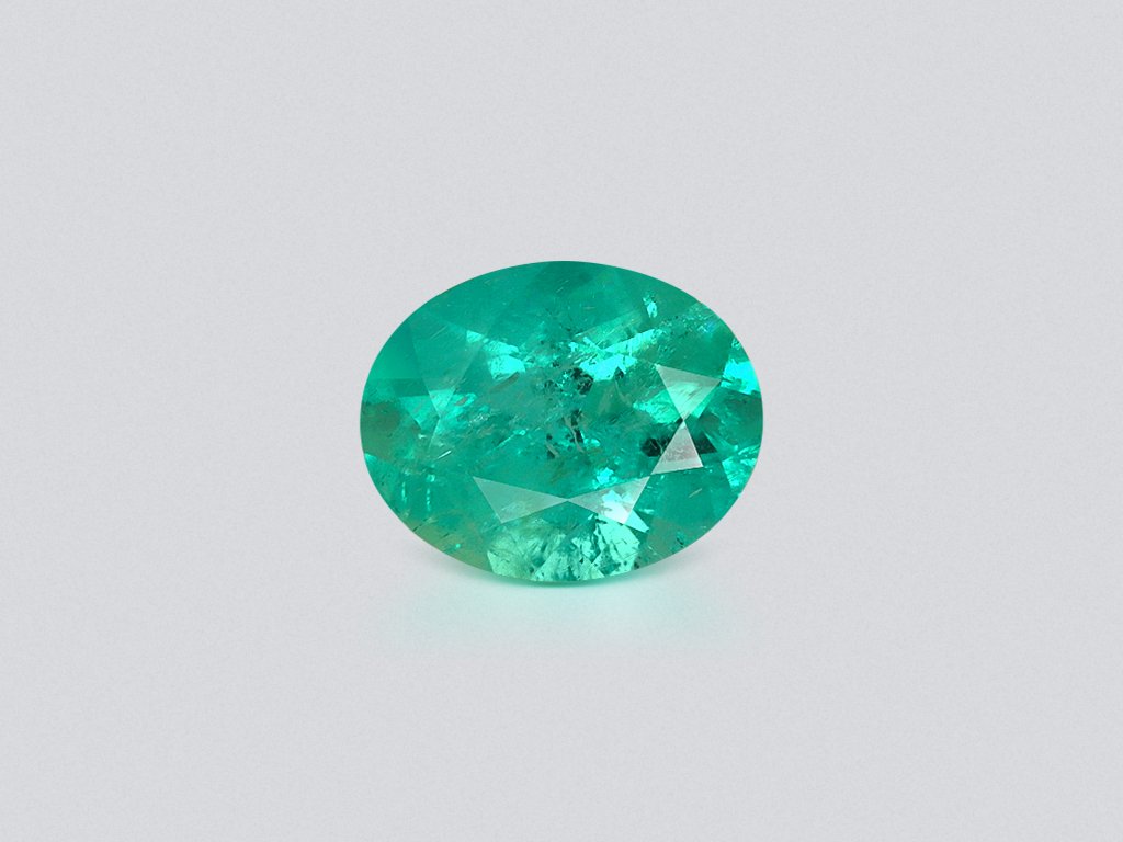 Esmeralda de corte ovalado de 1,28 quilates, Colombia Image №1