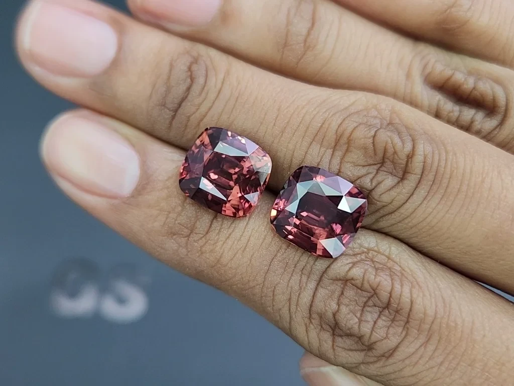 Paar braune zirkone im kissenschliff mit je 17,48 karat, Tansania Image №2