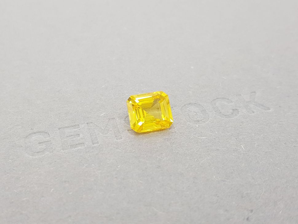 Octagon yellow sapphire 3.02 ct, Sri Lanka Image №2