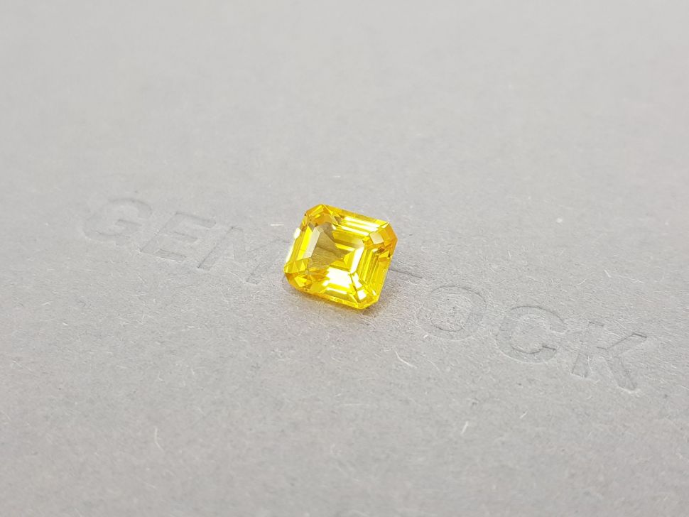 Octagon yellow sapphire 3.02 ct, Sri Lanka Image №3