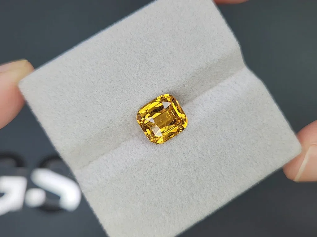 Zafiro amarillo brillante talla cojín de 3,65 quilates, Sri Lanka Image №4