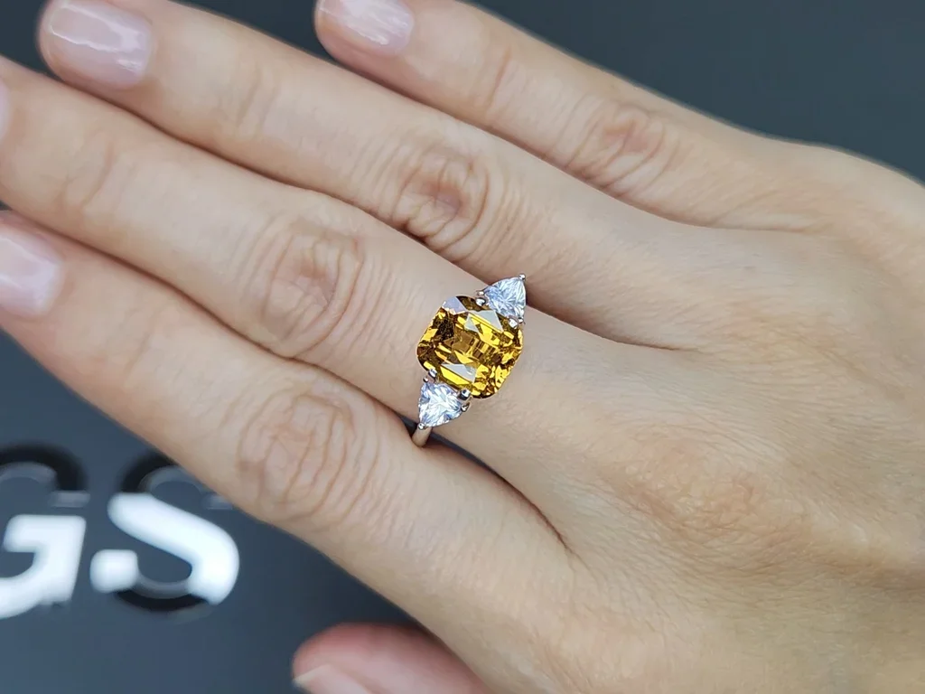 Zafiro amarillo brillante talla cojín de 3,65 quilates, Sri Lanka Image №5