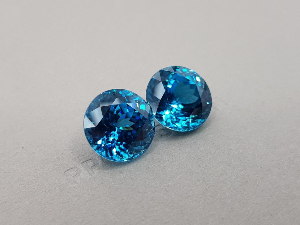 Pair of large vivid blue zircons 39.75 ct, Cambodia Image №3
