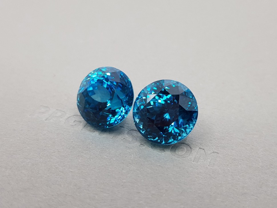 Pair of large vivid blue zircons 39.75 ct, Cambodia Image №4