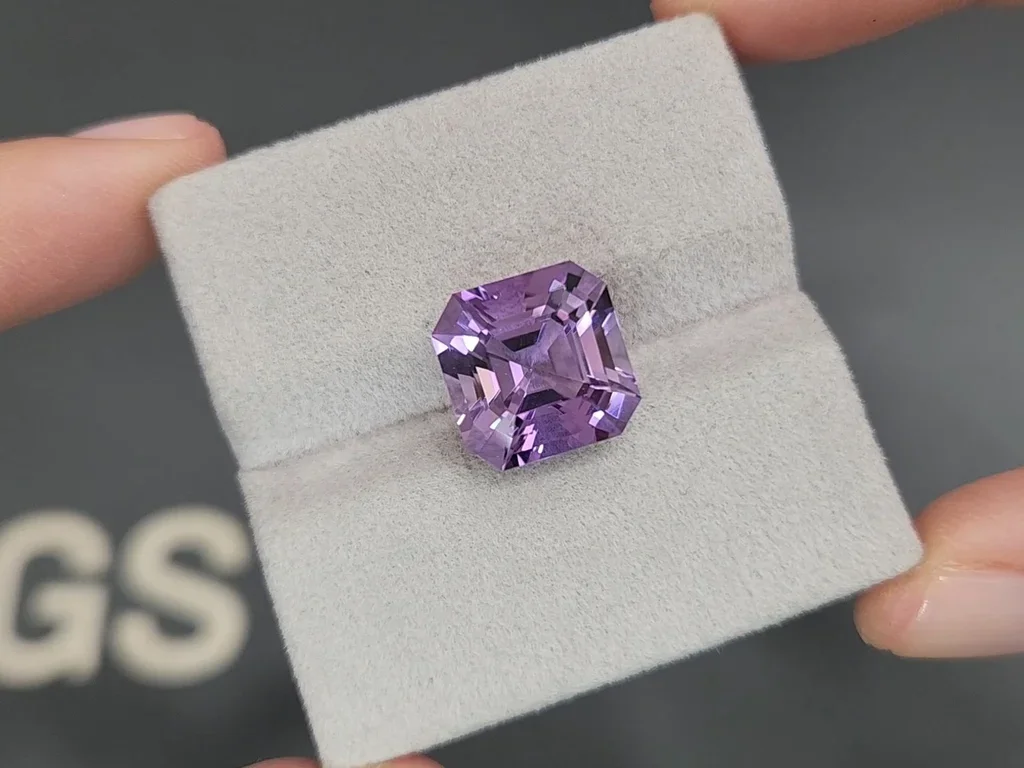 Améthyste violette taille Asscher 7,67 carats, Sri Lanka Image №4