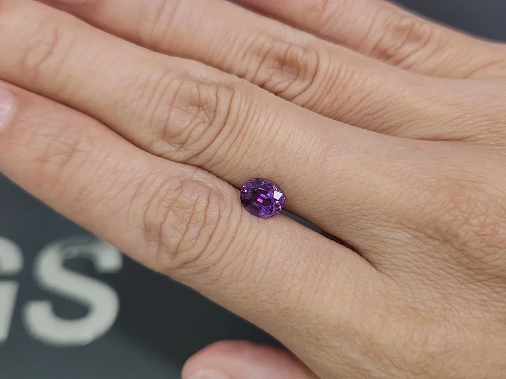 Unheated purple sapphire oval cut 1.21 carats, Sri Lanka Image №2