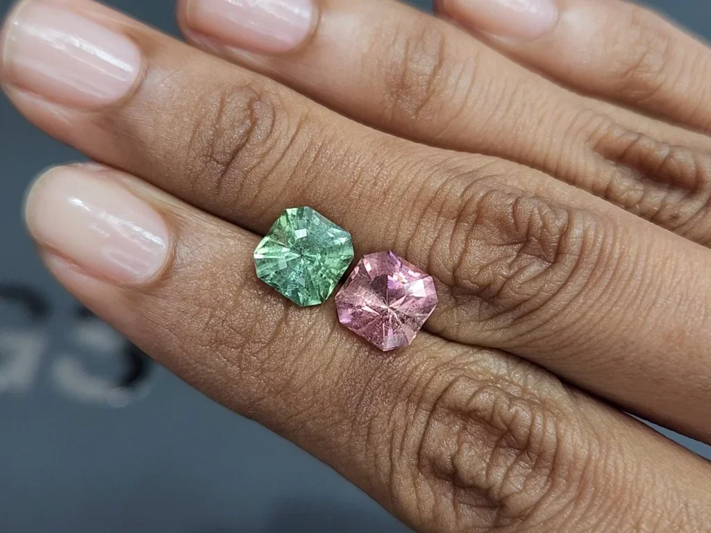 Contrasting pair of tourmalines radiant cut 5.00 carats, Africa  Image №2