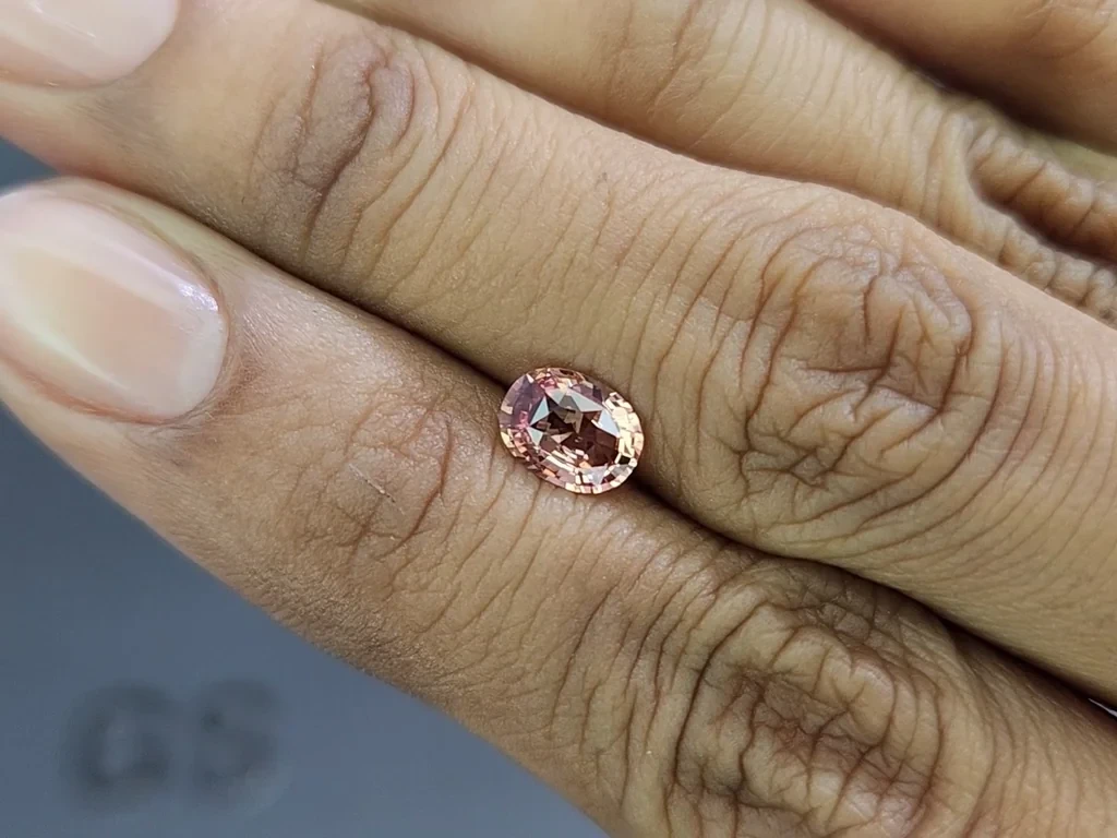 Saphir Padparadscha non chauffé taille ovale 1,03 carat, Sri Lanka  Image №2