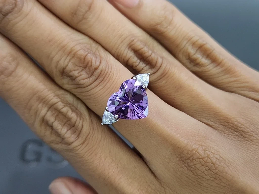 Amethyst im herzschliff präzisionsgeschliffener 4,78 karat, Brasilien Image №5
