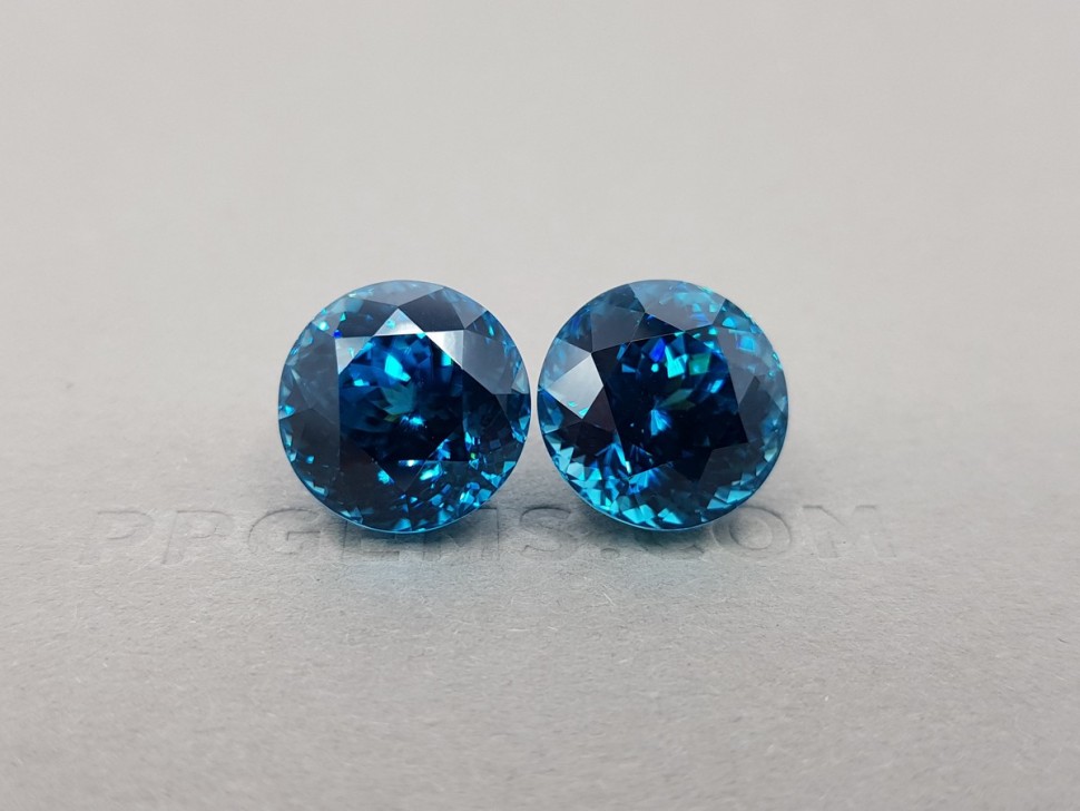 Pair of large vivid blue zircons 30.55 ct, Cambodia Image №1