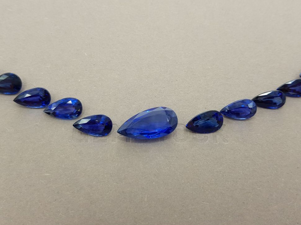 Set of 27 Royal Blue pear-cut sapphires, 76.61 ct, GRS Image №3