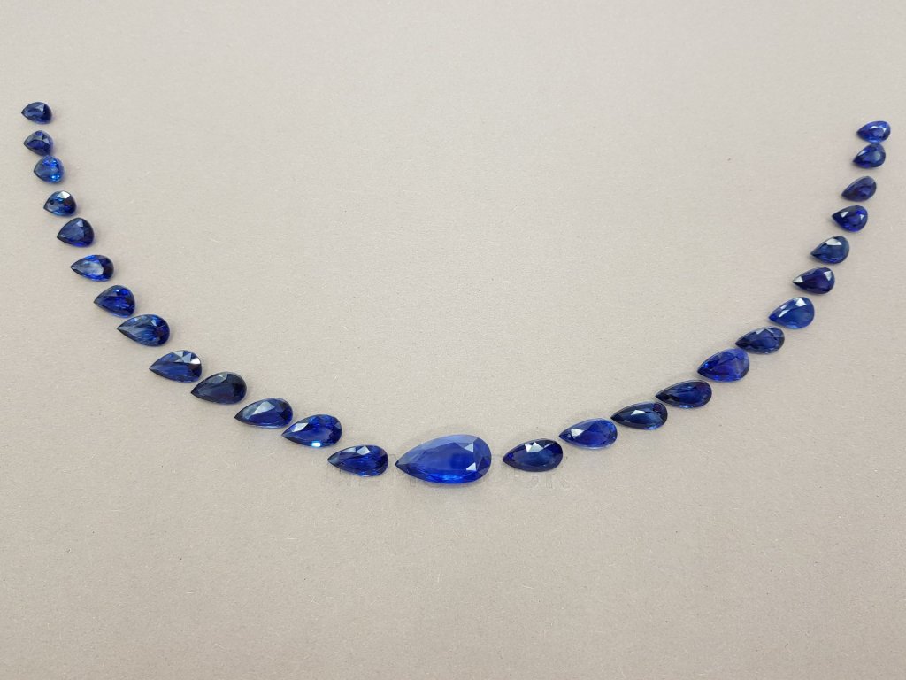 Set of 27 Royal Blue pear cut sapphires, 76.61 ct, GRS Image №4