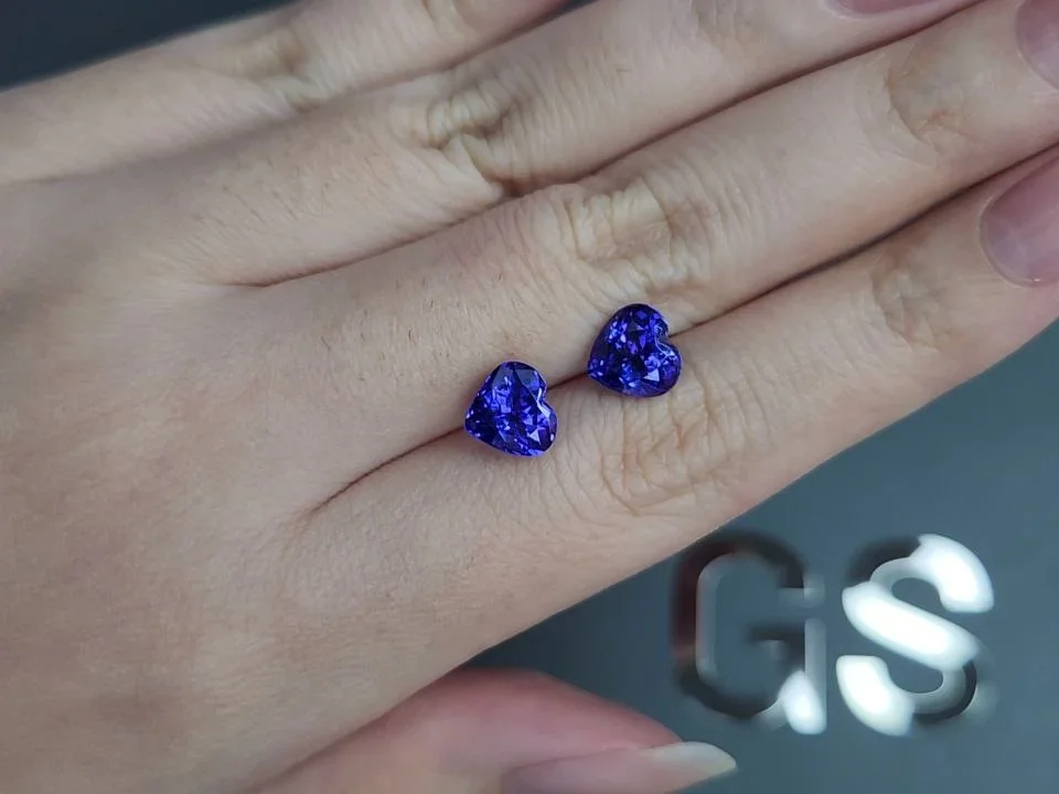 Paar herzgeschliffene tansanite 4,47 karat, Tansania  Image №2