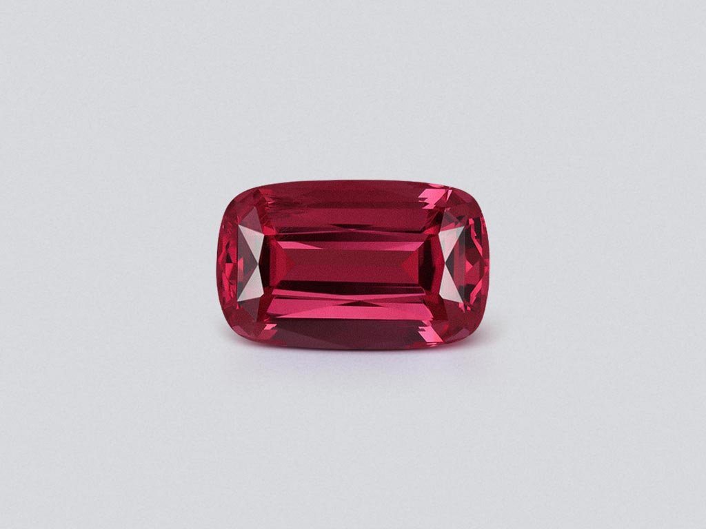 Espinela Mahenge roja y rosada vívida talla cojín de 6,01 carats, Tanzania   Image №1