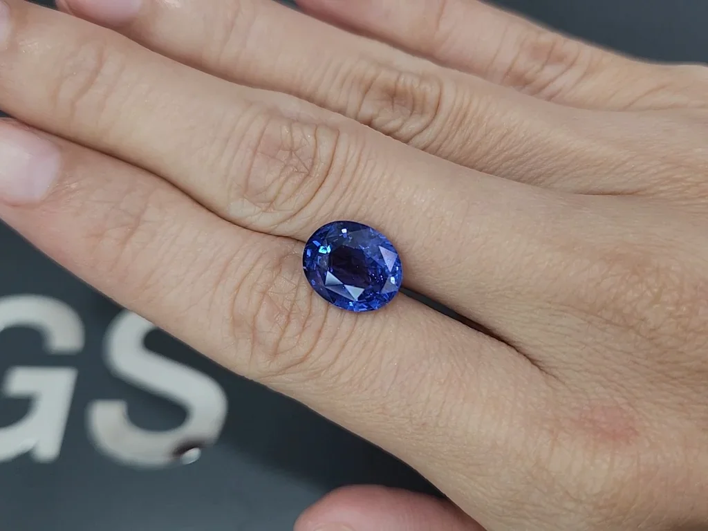 Saphir bleu taille ovale de 5,80 ct, Sri Lanka Image №2