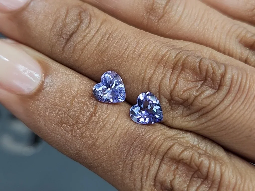 Pair of tanzanites heart shape 1.93 carats, Tanzania Image №2