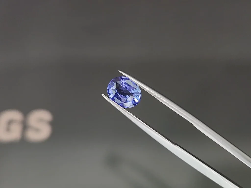 Saphir bleu taille coussin non chauffé de 2,05 carats, Sri Lanka Image №3