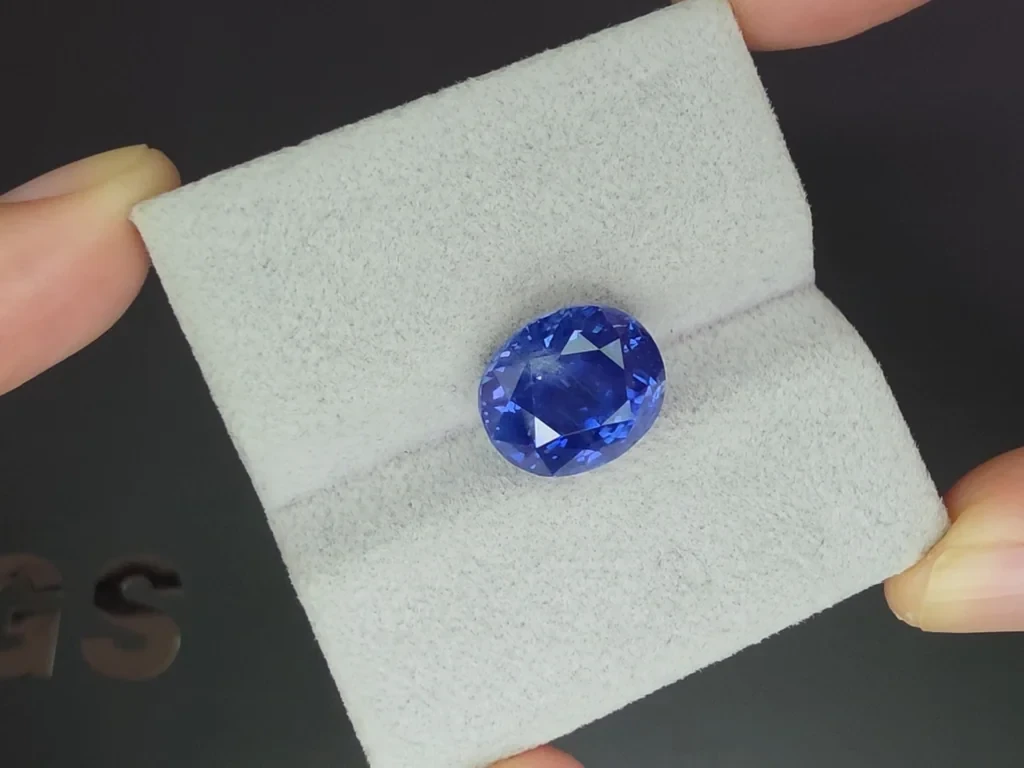 Unheated sapphire Cornflower Blue oval cut 9.20 carats, Sri Lanka Image №4