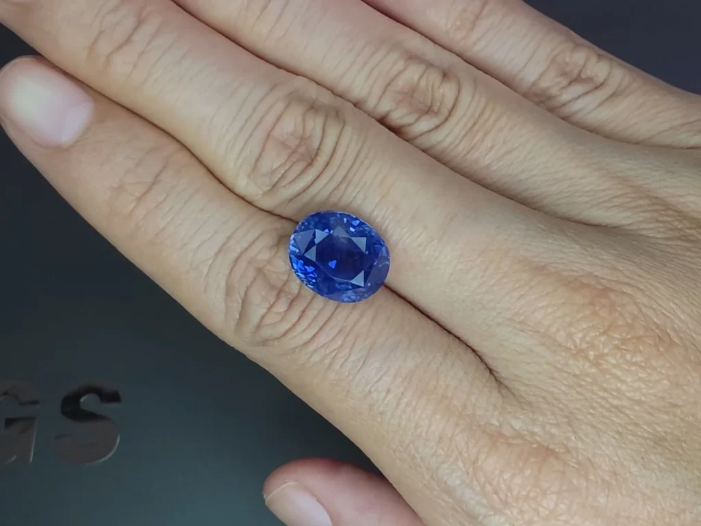 Unheated sapphire Cornflower Blue oval cut 9.20 carats, Sri Lanka Image №2