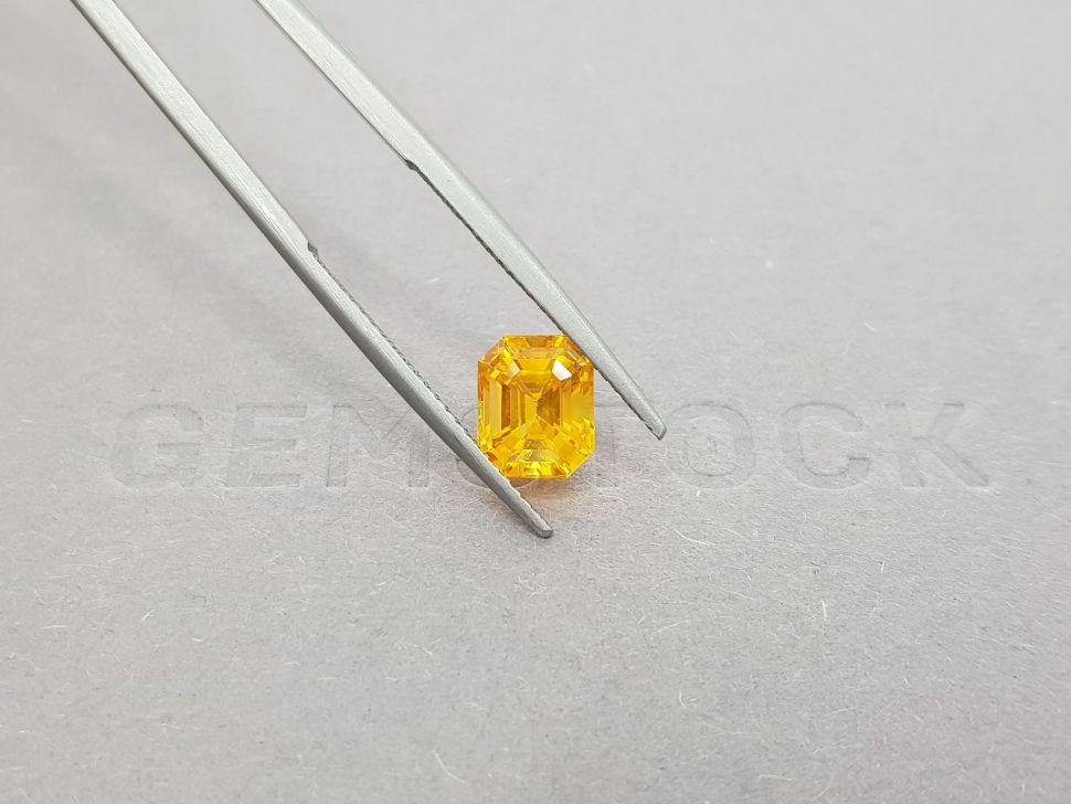 Honey yellow octagon sapphire 2.58 ct, Sri Lanka Image №4