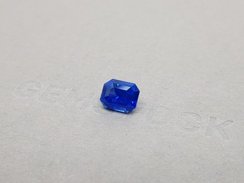 Bright rare Electric blue sapphire 2.73 ct, Sri Lanka Image №3