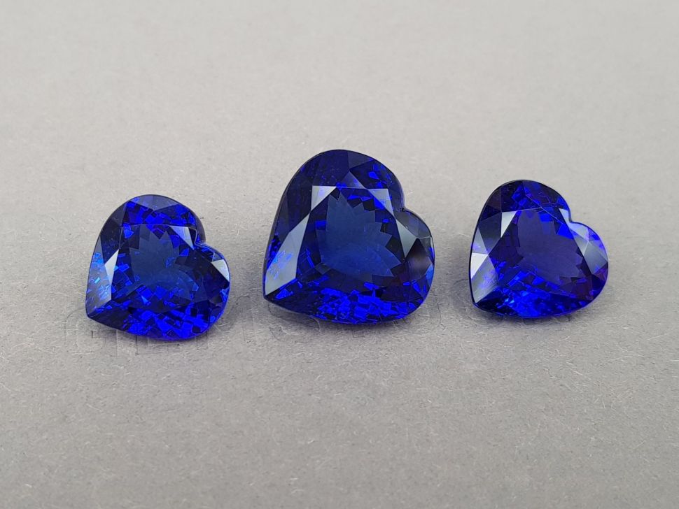 Set of Royal Blue tanzanites 43.75 ct  in heart shape from Tanzania Image №2