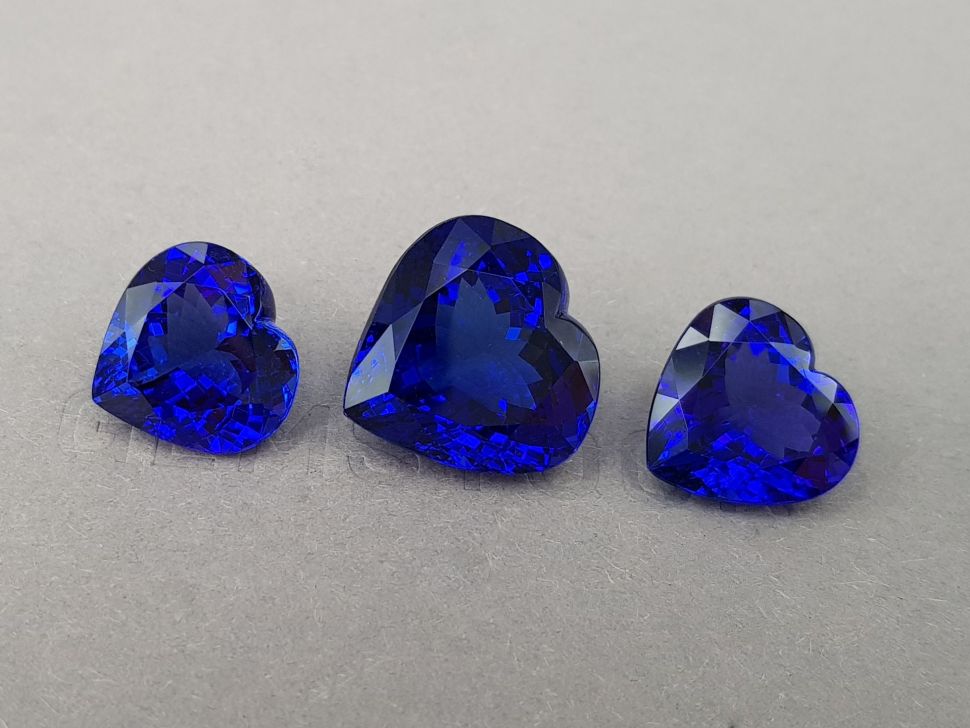 Set of Royal Blue tanzanites 43.75 ct  in heart shape from Tanzania Image №3