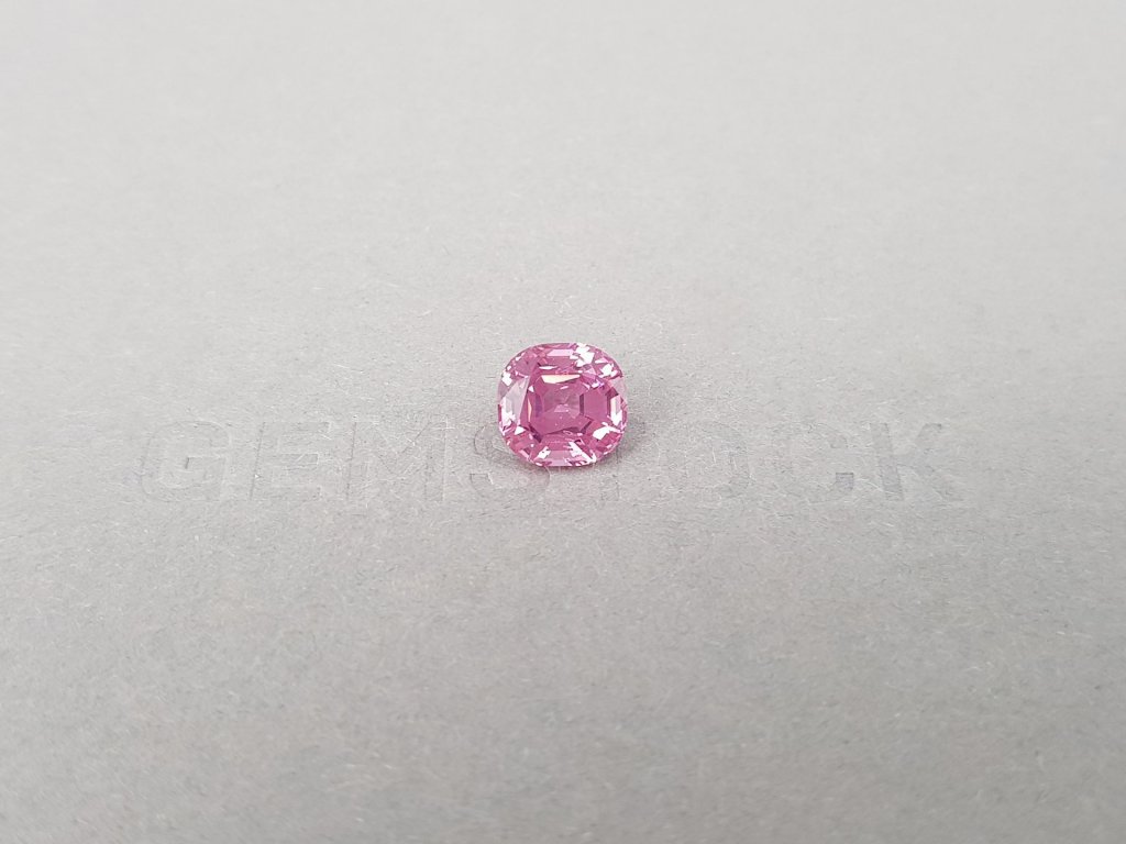 Pink spinel cushion cut 2.61 ct from Pamir Image №1