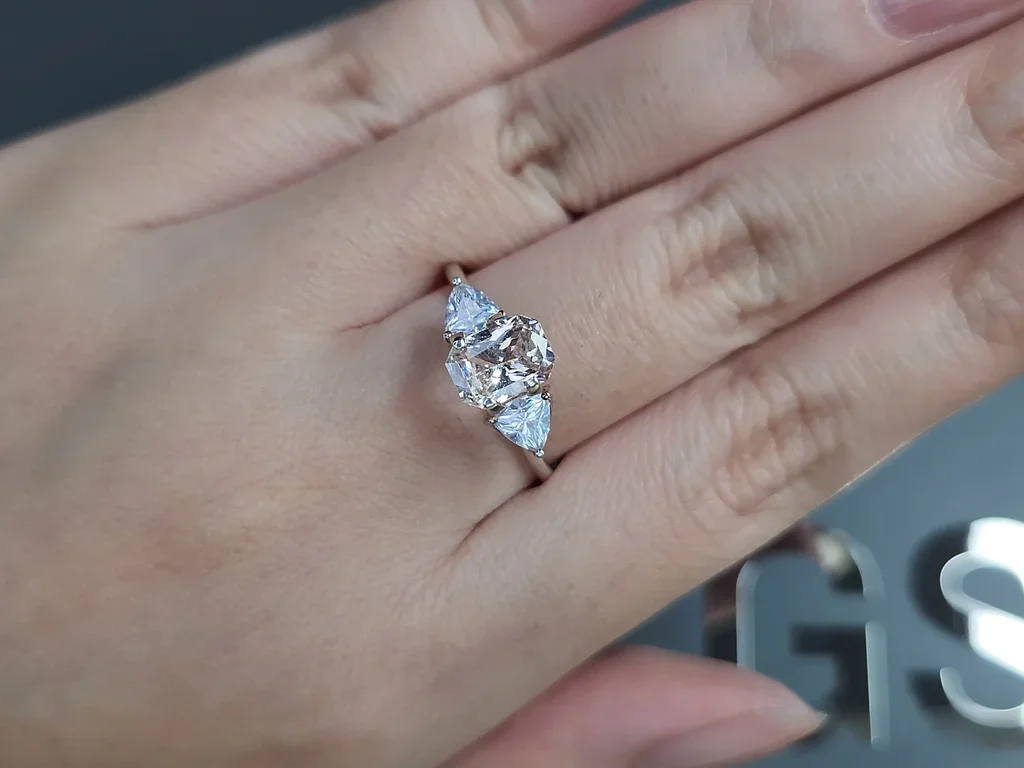 Zafiro blanco talla radiante 1,62 quilates, Sri Lanka Image №5