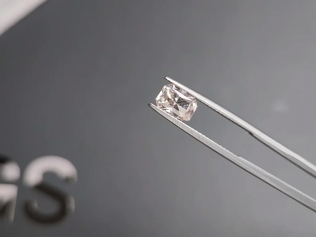 Zafiro blanco talla radiante 1,62 quilates, Sri Lanka Image №3